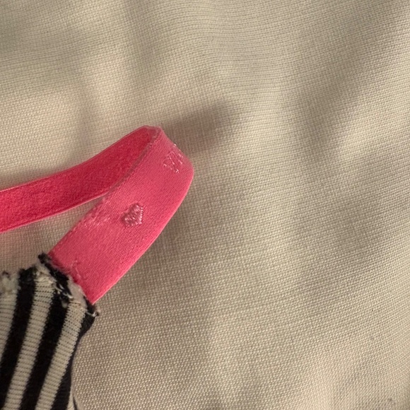 Victoria's Secret Striped Bra - Picture 6 of 6